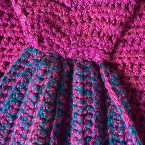 Big Chunky Knit Cozy Handmade Mermaid Tail Throw Blanket Bag - Picture 4 of 7